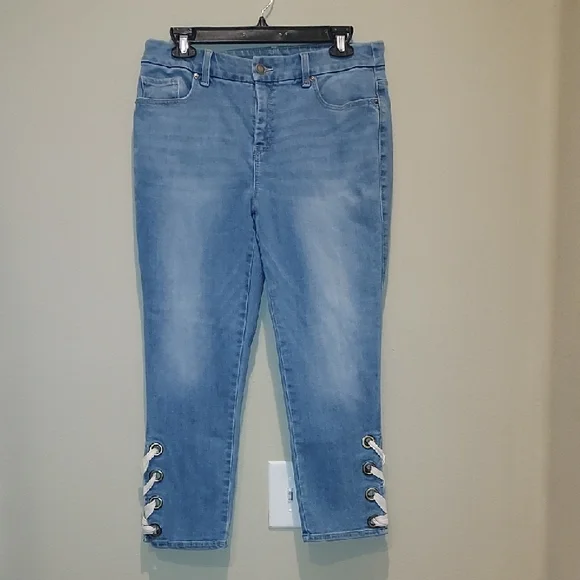 Chico's So Slimming Girlfriend Capr Jeans - Picture 1 of 9